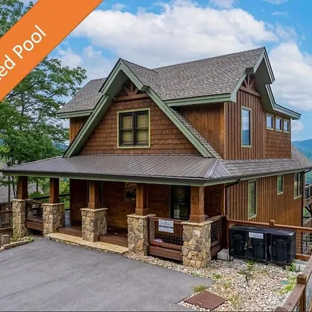 Rocky Top Lagoon Cabin